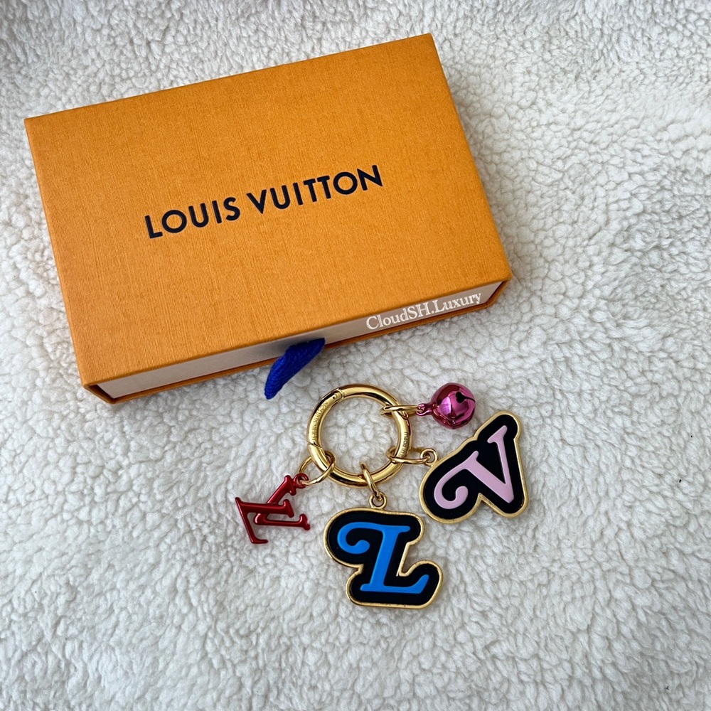 Auth Louis Vuitton Multicolor New Wave Letter Logo Key Ring Bag Charm M67403